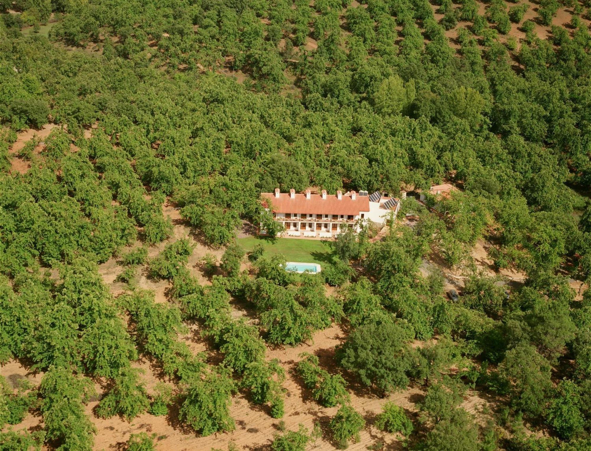 Hotel Apartamento Rural Finca La Media Legua Aracena Buitenkant foto